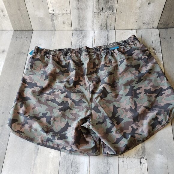 NWT - Columbia Plus Size Bogata Bay Cypress Camo Printed Stretch Shorts- Size 1X - Picture 6 of 7